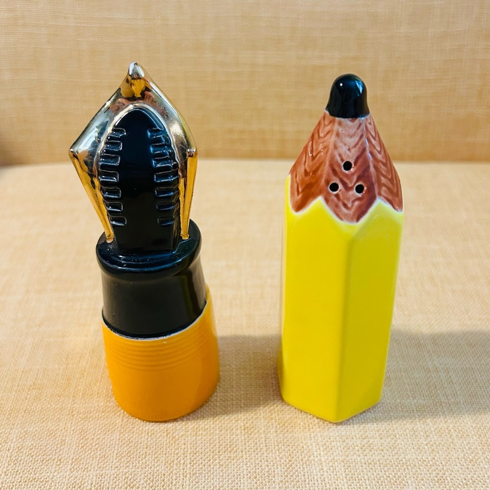 Vintage Pen and Pencil Salt & Pepper Shakers yellow orange gold black